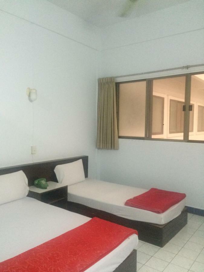 Thairungruang Hotel Surat Thani Exterior photo
